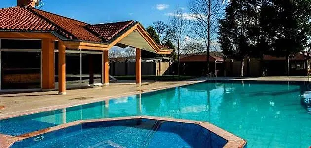 Synosse Park מלון